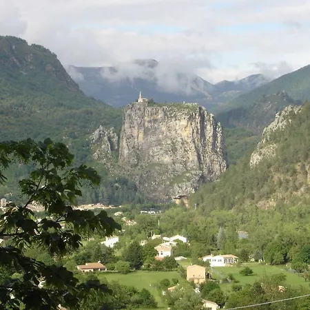 Parque de Campismo De Plein Air Panoramique à La Porte Des Gorges Du Verdon Castellane